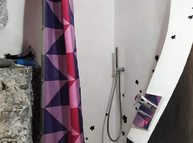 Alojamento de Acomodação e Pequeno-almoço Biancaluna 3*