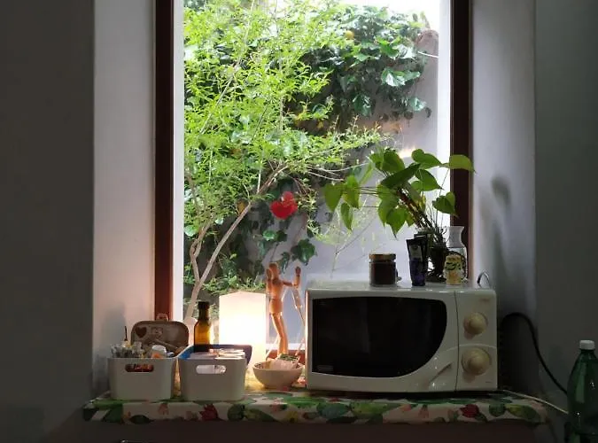 Alojamento de Acomodação e Pequeno-almoço Biancaluna Aieta