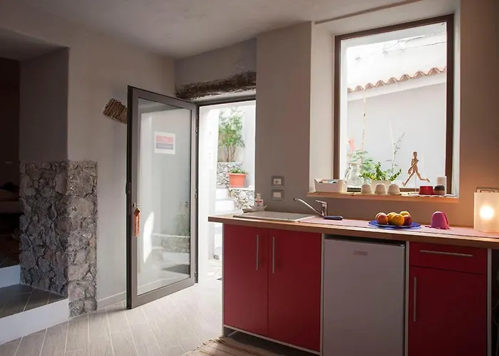 ベッド・アンド・ブレックファスト Biancaluna Aieta