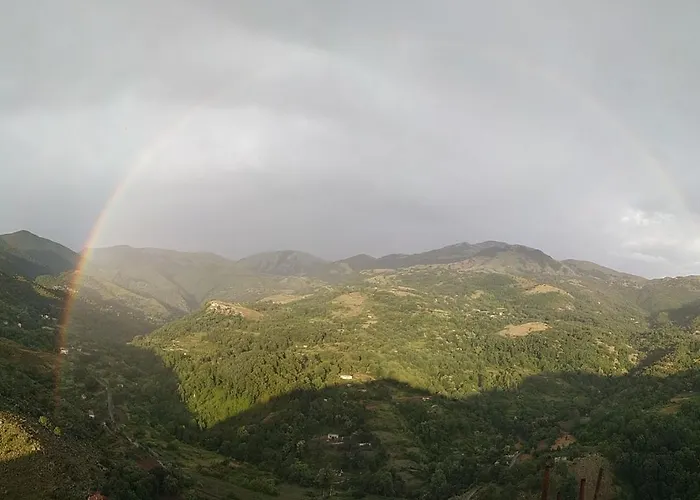 Biancaluna Alojamento de Acomodação e Pequeno-almoço Aieta